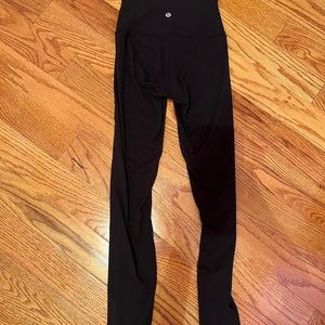 OPEN TO TRADES/OFFERS black lululemon leggings in perfect condition
